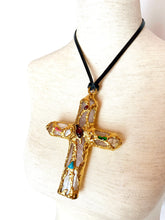 Load image into Gallery viewer, CHANEL RARE ROBERT GOOSSENS MASSIVE GRIPOIX AND ROSE QUARTZ PENDANT NECKLACE