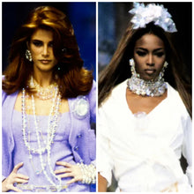 Load image into Gallery viewer, CHANEL VINTAGE HOLOGRAPHIC CRYSTAL RESIN BEAD RUNWAY NECKLACE CHOKER