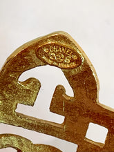 Load image into Gallery viewer, CHANEL LOGO GILT HAMMERED FILIGREE VINTAGE QUATREFOIL DANGLE EARRING