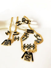 Load image into Gallery viewer, CHANEL RARE 17 HUGE CHARM VINTAGE NECKLACE BELT