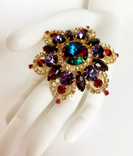 Load image into Gallery viewer, FRENCH DESIGNER RARE VINTAGE GLASS AND CRYSTAL PENDANT CLIP 90s COUTURE JEWEL