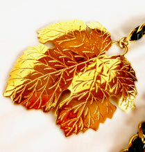 Load image into Gallery viewer, CHANEL IMPORTANT AND ICONIC RUNWAY FIG LEAF BELT NECKLACE 1991