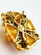 Load image into Gallery viewer, CHANEL ROBERT GOOSSENS RARE CLOVER MALTESE CROSS CRYSTAL BROOCH ENHANCER LATE 80's