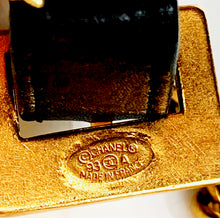 Load image into Gallery viewer, ICONIC CHANEL BUCKLE COLLAR DRAPED LEATHER GILT CHAIN NECKLACE 1993 PRISTINE