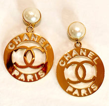 Load image into Gallery viewer, ICONIC CHANEL MASSIVE GRIPOIX GLASS PEARL CC EARRINGS