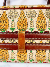 Load image into Gallery viewer, GUCCI 2006 PIGNA PINEAPPLE GORGEOUS LEATHER LINEN CANVAS BAG ITALY