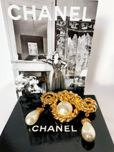 Load image into Gallery viewer, CHANEL MASSIVE GRIPOIX PEARL CORDAGE BAROQUE BROOCH