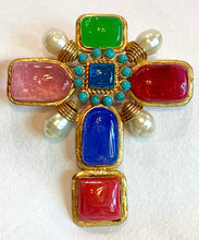 Load image into Gallery viewer, CHANEL ROBERT GOOSSENS GRIPOIX GLASS BYZANTINE CROSS BROOCH PENDANT WITH GRIPOIX NECKLACE