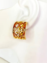 Load image into Gallery viewer, CHANEL QUILTED CAGE CC LOGO HOOP VINTAGE EARRINGS