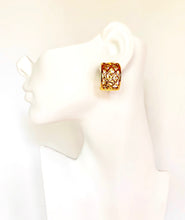 Load image into Gallery viewer, CHANEL QUILTED CAGE CC LOGO HOOP VINTAGE EARRINGS