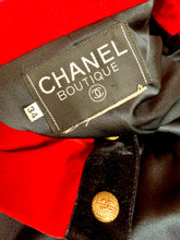 Load image into Gallery viewer, CHANEL ICONIC SUPERMODEL RUNWAY RED VELVET JACKET 1990 AUTUMN WINTER