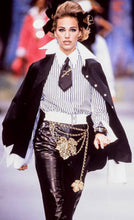 Load image into Gallery viewer, CHANEL IMPORTANT AND ICONIC RUNWAY FIG LEAF BELT NECKLACE 1991