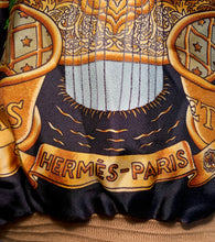 Load image into Gallery viewer, HERMES SPECTACULAR AND RARE VINTAGE SCARF JACKET