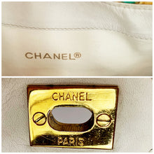 Load image into Gallery viewer, CHANEL SPLENDID & RARE GRIPOIX JEWEL PRINT LARGE WHITE LEATHER HANDBAG