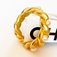 Load image into Gallery viewer, CHANEL GRIPOIX PEARL CORDAGE 1990 BANGLE BRACELET VICTOIRE DE CASTELLANE
