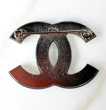 Load image into Gallery viewer, CHANEL MIRROR CC LOGO BROOCH
