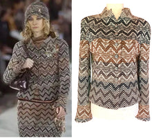 Load image into Gallery viewer, CHANEL RUNWAY CHEVRON TWEED JACKET SKIRT 2 PIECE SET 2005 AUTUMN