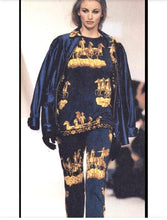 Load image into Gallery viewer, HERMÈS 1991 COSMOS SILK TWILL RUNWAY VINTAGE SCARF BOMBER PARKA HOODED JACKET
