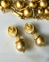 Load image into Gallery viewer, POGGI PARIS CHOKER BIB NECKLACE EARRING SPECTACULAR SET VINTAGE 1980’s.
