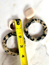 Load image into Gallery viewer, FRANCINE BRAMLI PARIS LEOPARD TORTOISE RESIN CLIP ON HOOPS
