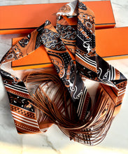 Load image into Gallery viewer, HERMES SET OF 2 FESTIVAL DES AMAZONES BANDANA SILK LEATHER FRINGE TWILLY BARENIA
