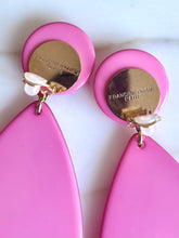 Load image into Gallery viewer, FRANCINE BRAMLI PARIS BARBIE PINK RESIN LUCITE DANGLE EARRINGS
