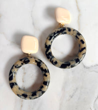 Load image into Gallery viewer, FRANCINE BRAMLI PARIS LEOPARD TORTOISE RESIN CLIP ON HOOPS
