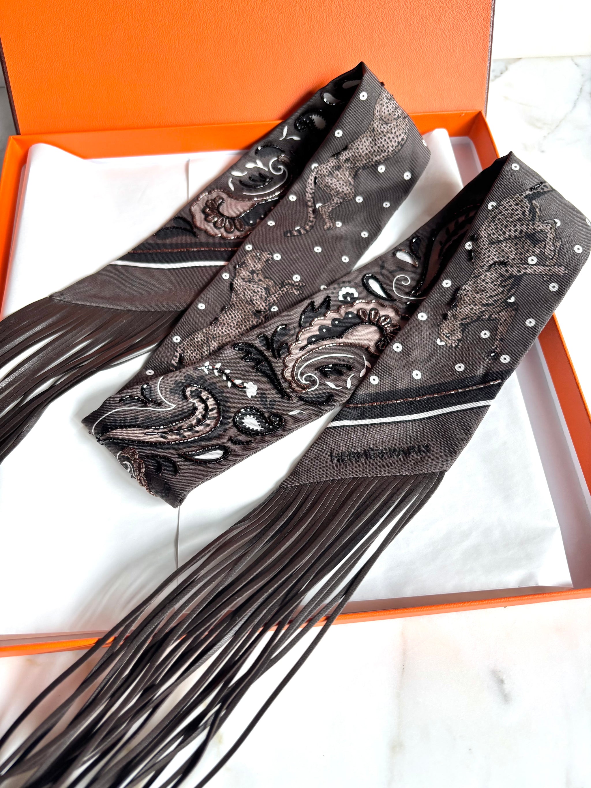 HERMES FRINGED BEADED TWILLY SILK LEATHER FRINGE LES GUEPARDS