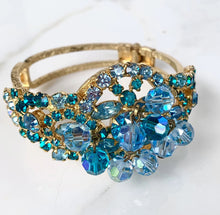 Load image into Gallery viewer, VINTAGE 1970s BABY BLUE TURQUOISE
GLASS AND CRYSTAL CUFF HINGED
BANGLE BRACELET
