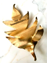 Load image into Gallery viewer, CHANEL 1990 AUTUMN MASSIVE GILT LEAF BROOCH RARE 18.5 cm
