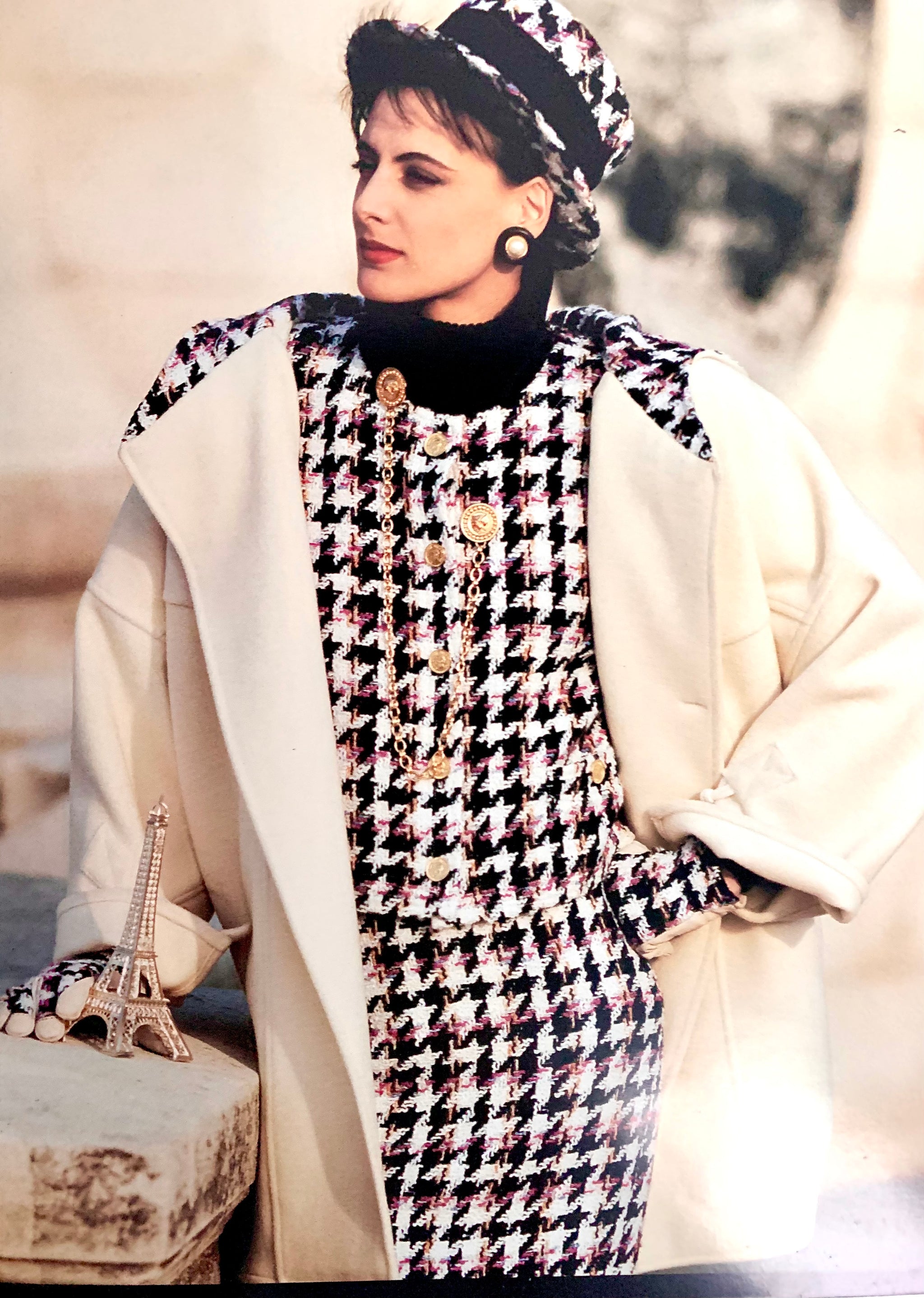 CHANEL 1987 AUTUMN WINTER CATALOGUE INÈS DE LA FRESSANGE – The