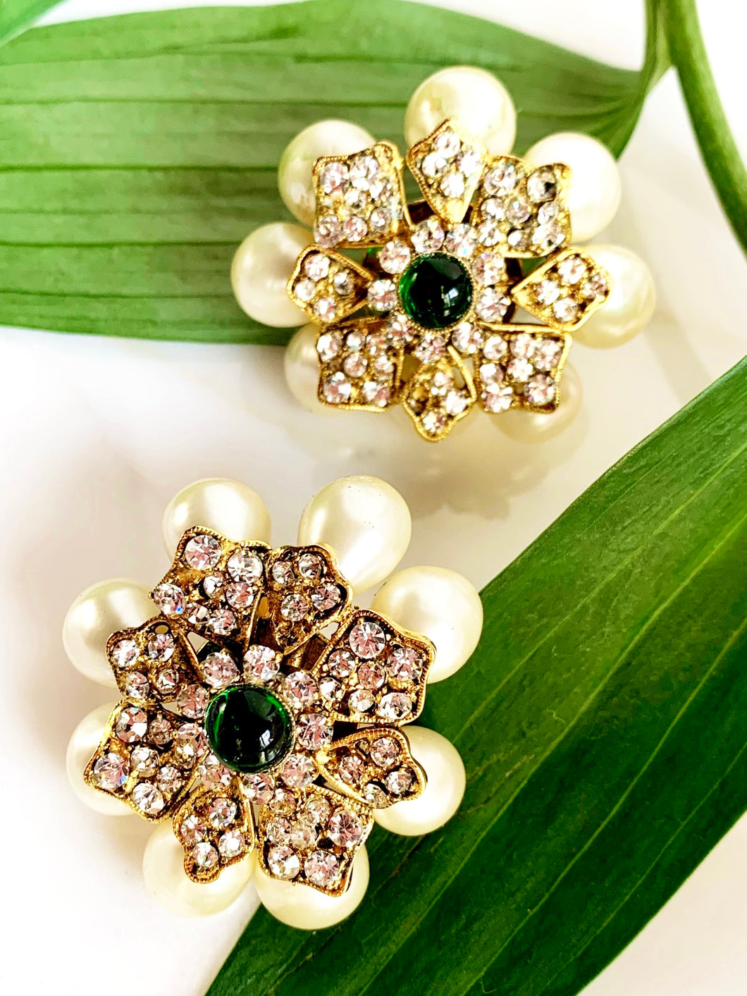CHANEL HAUTE COUTURE MASSIVE EMERALD GRIPOIX AND GLASS PEARL FLOWER EARRINGS