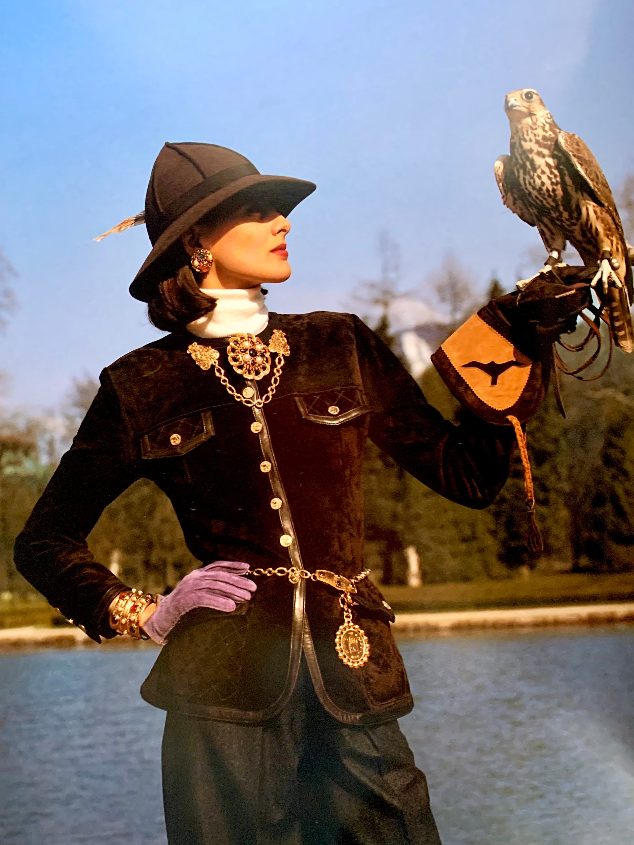 CHANEL 1988- 1989 AUTUMN WINTER CATALOGUE INÈS DE LA FRESSANGE