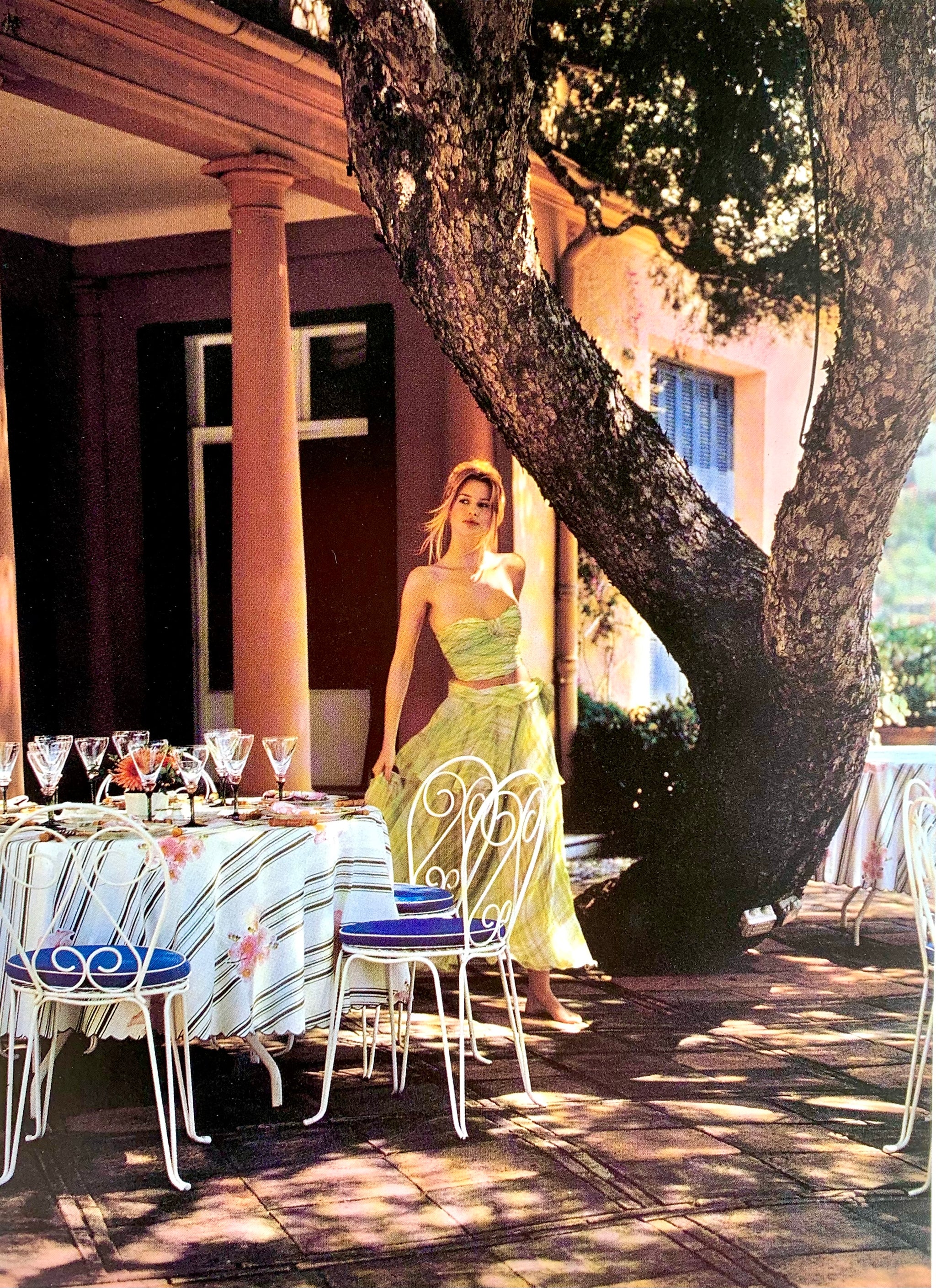 CHANEL 1994 - 1995 CRUISE BOXED SET CATALOGUE XXL POSTCARD ART