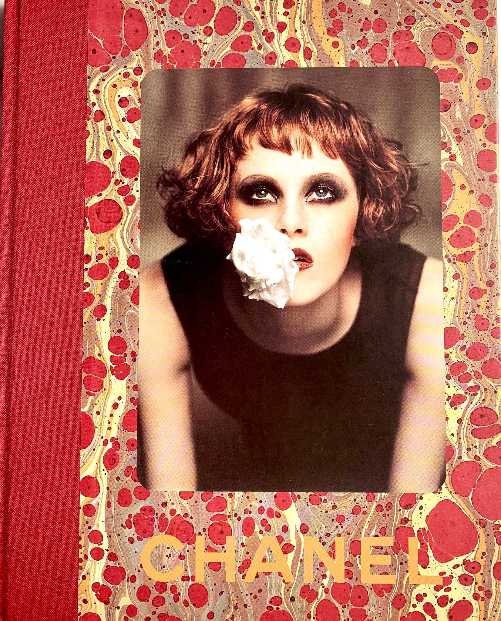 CHANEL 1997 - 1998 AUTUMN WINTER HARDCOVER CATALOGUE KAREN ELSON