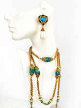 Load image into Gallery viewer, CHANEL RARE MASSIVE GRIPOIX TURQUOISE GLASS PEARLS SAUTOIR
