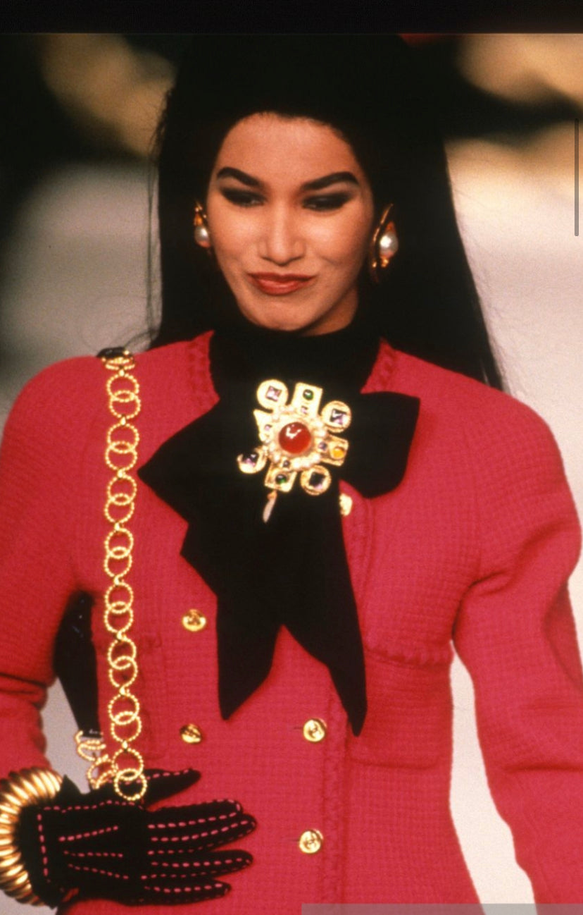 CHANEL RARE ICONIC 1990 RUNWAY BYZANTINE GRIPOIX BROOCH NECKLACE