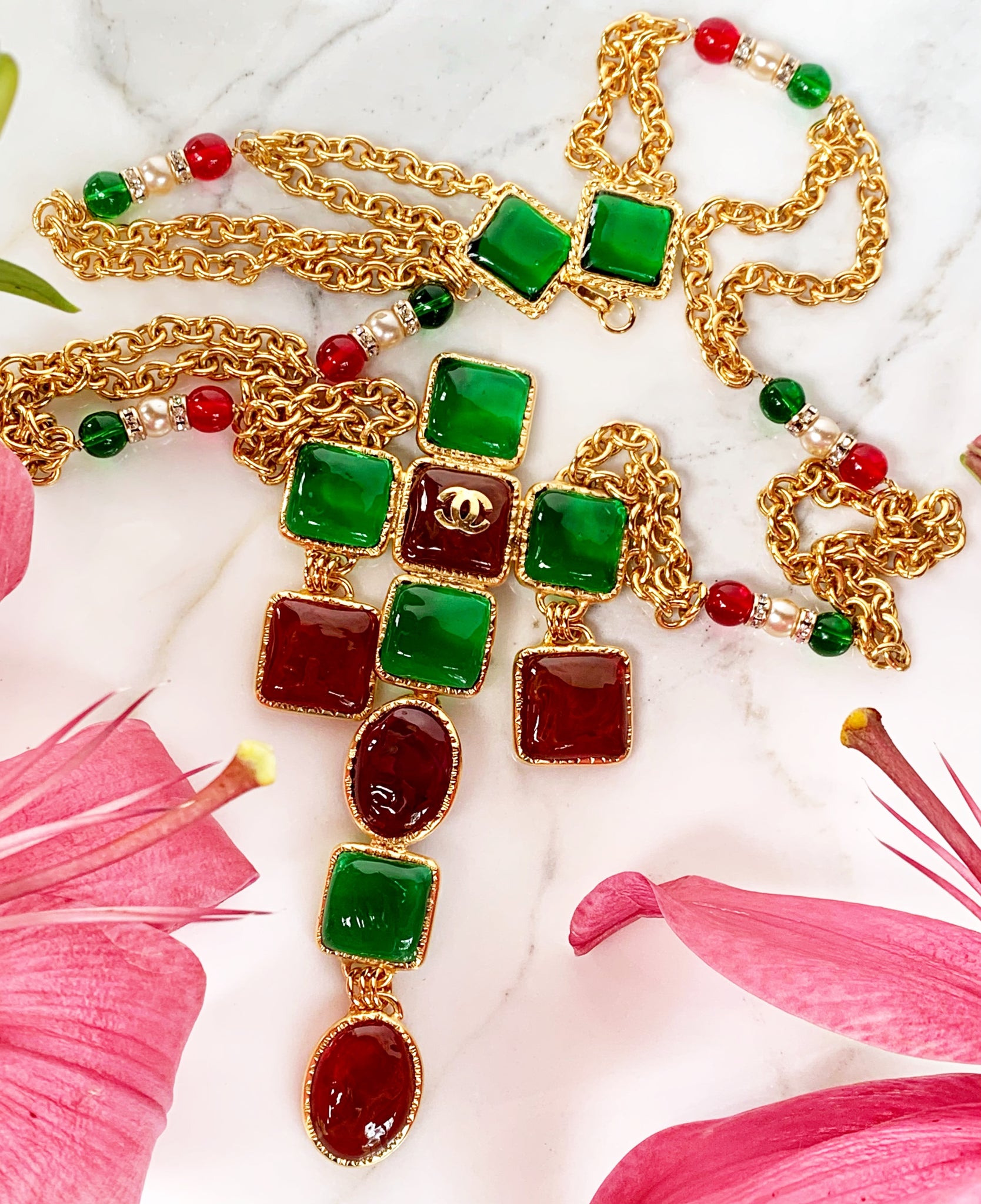 CHANEL MAJESTIC BYZANTINE EMERALD GREEN AND RED GRIPOIX GLASS 