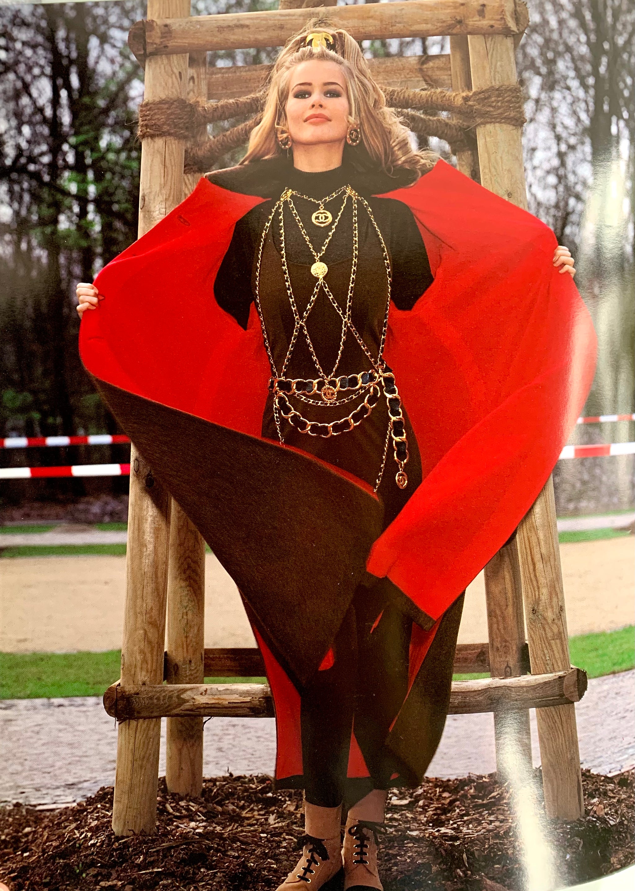 CHANEL 1992 - 1993 AUTUMN WINTER COLLECTION CATALOGUE