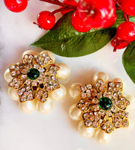 Load image into Gallery viewer, CHANEL HAUTE COUTURE MASSIVE EMERALD GRIPOIX AND GLASS PEARL FLOWER EARRINGS
