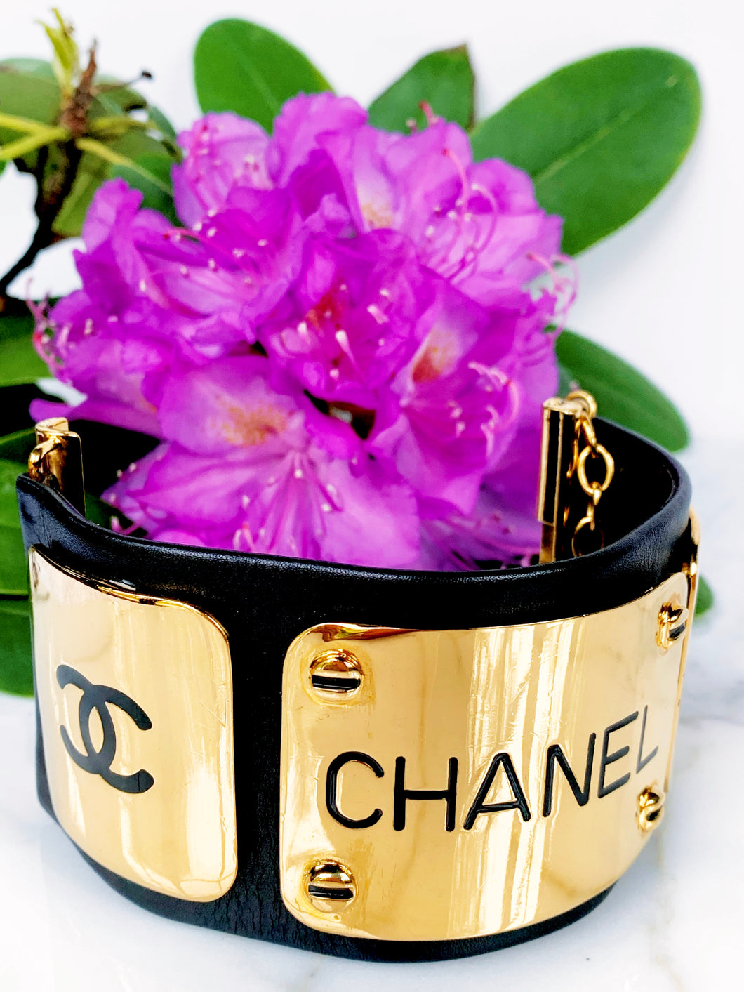 CHANEL MAGNIFICENT EXTRA WIDE LEATHER GOLD NAME PLATE PLAQUE HIPHOP CUFF BRACELET