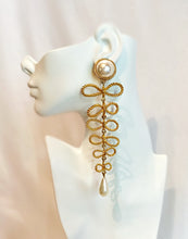 Load image into Gallery viewer, CHANEL BOW GRIPOIX PEARL XXL LONG DANGLE ROPE EARRING
