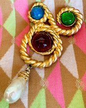 Load image into Gallery viewer, CHANEL RARE ICONIC VINTAGE 1990 RUNWAY CORDAGE MULTI-COLOUR GRIPOIX BROOCH
