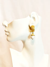 Load image into Gallery viewer, POGGI PARIS 1980&#39;S SPECTACULAR NECKLACE EARRING DEMI PARURE SET MATTE WHITE AND GOLD
