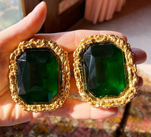 Load image into Gallery viewer, CHANEL MASSIVE GREEN FAUX GEM VINTAGE RUNWAY EARRING
