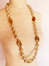 Load image into Gallery viewer, CHANEL GRIPOIX JUMBO GLASS PEARL CROWN VINTAGE NECKLACE
