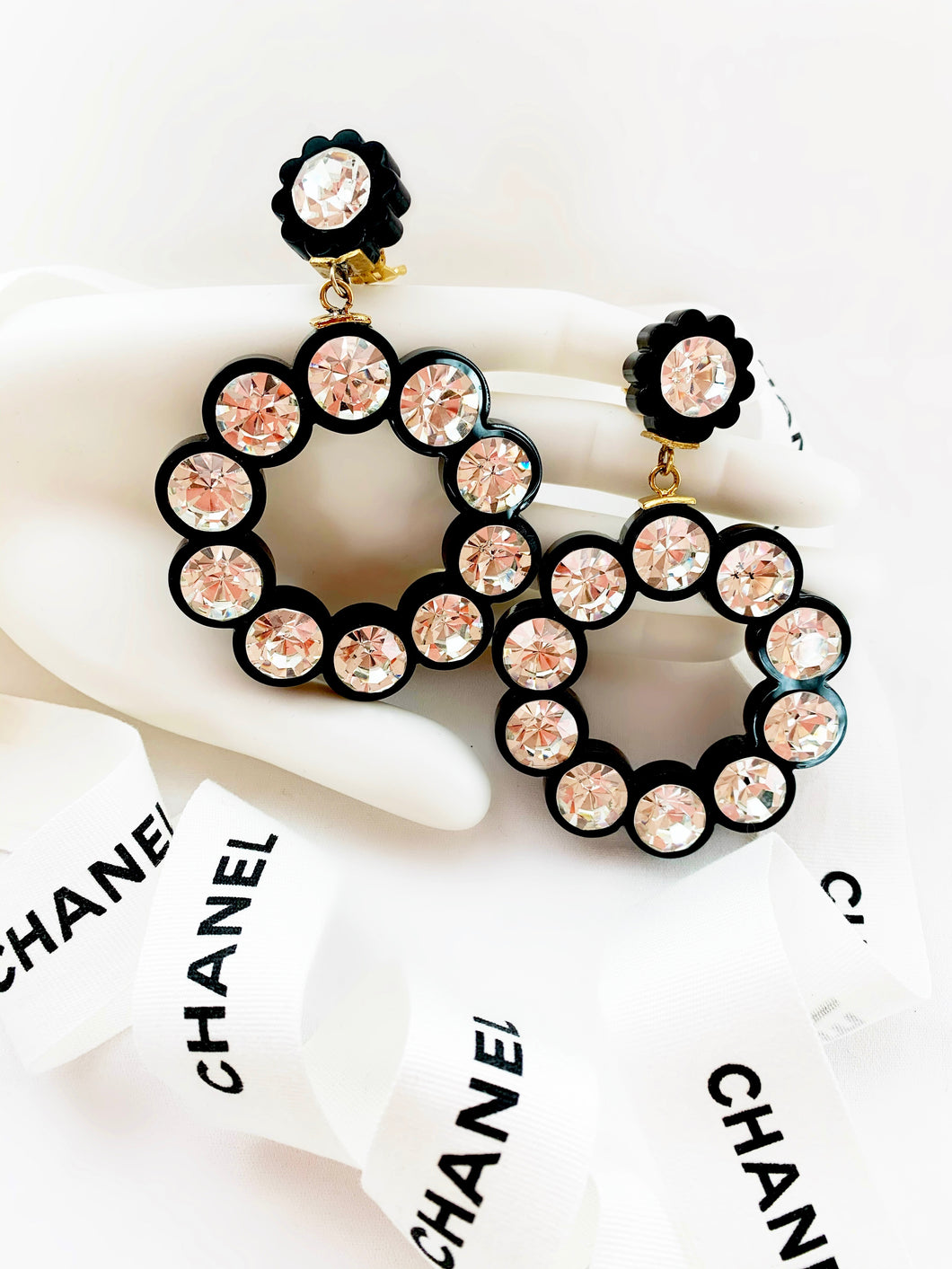 CHANEL HAUTE COUTURE LUCITE CRYSTAL FLOWER HOOP EARRINGS