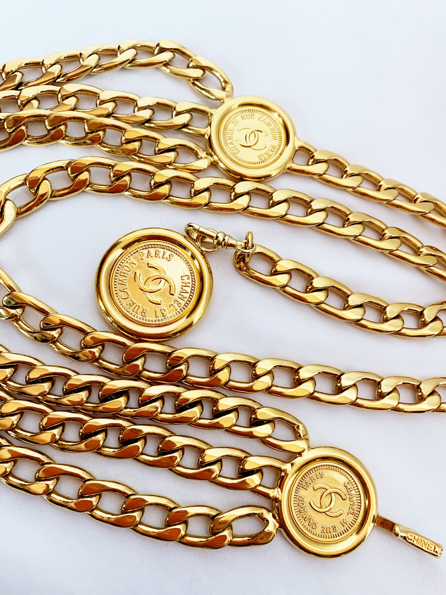 Chanel Gold Chain Belt, Double C Logo Medallions, Vintage 1980s