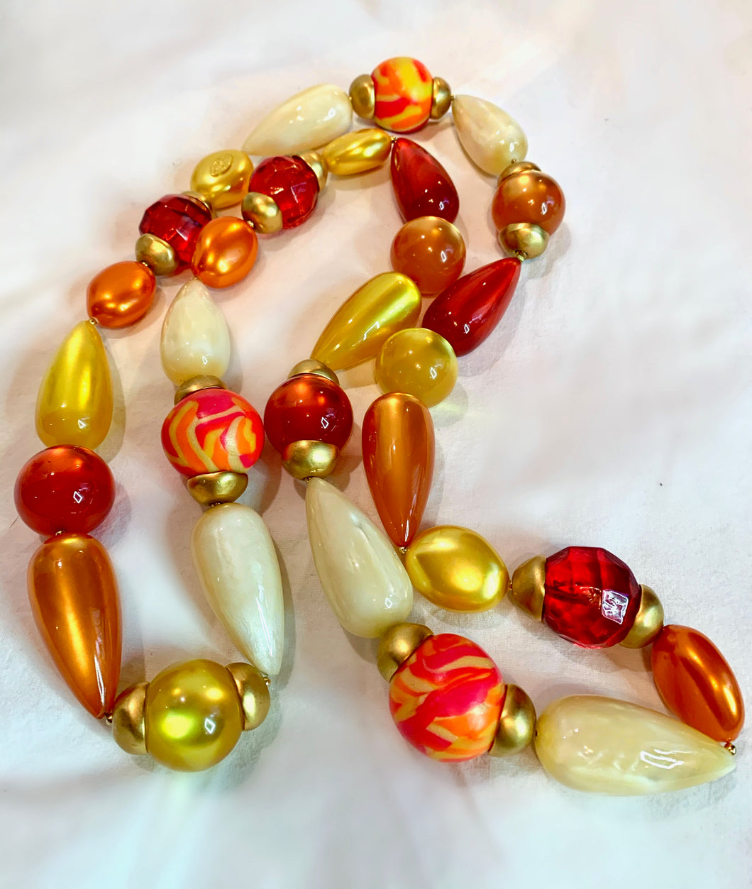CHANEL GRIPOIX RARE GLASS PEARL AND BEAD CHUNKY MASSIVE VINTAGE SAUTOIR NECKLACE
